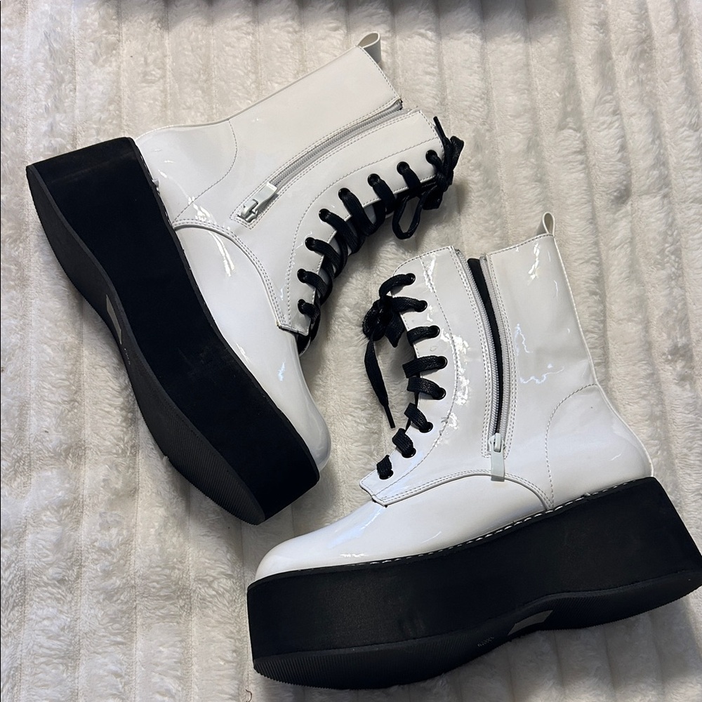NASTYGAL Platform Boot - Picture 4 of 16